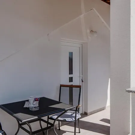 Appartement Violeta *